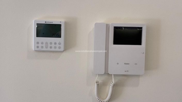 Image No.40-2 Bed Apartment for sale