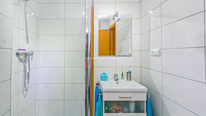 Image No.25-2 Bed Apartment for sale