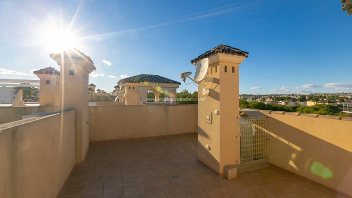 Image No.38-2 Bed Apartment for sale