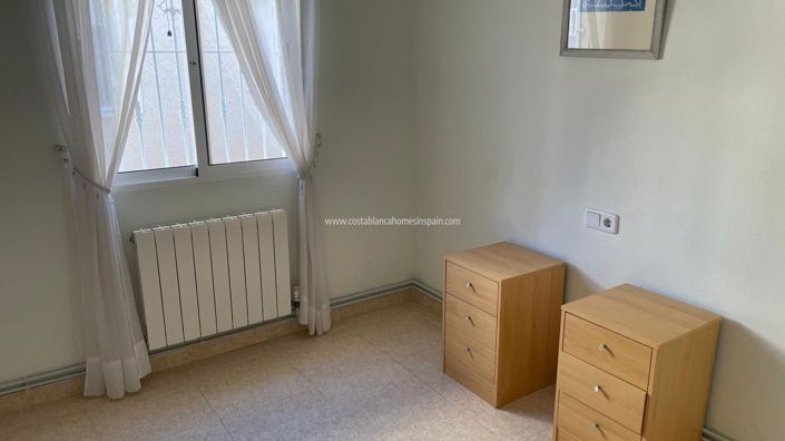 Image No.7-2 Bed Townhouse for sale