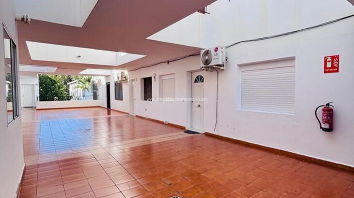 Image No.18-2 Bed Apartment for sale