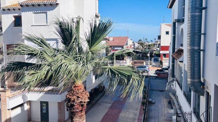 Image No.24-2 Bed Apartment for sale