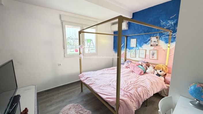 Image No.19-6 Bed Villa for sale