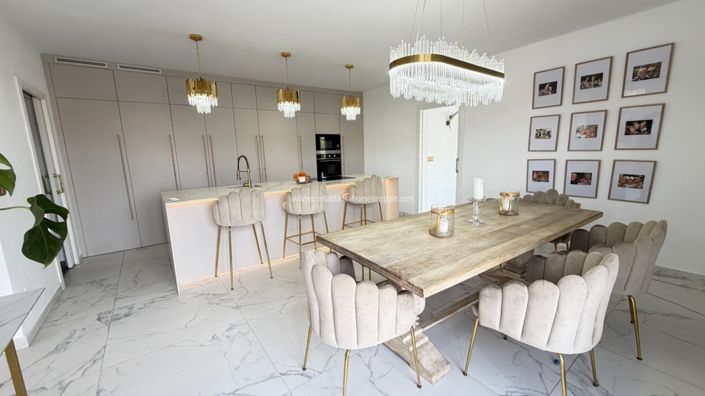 Image No.4-6 Bed Villa for sale