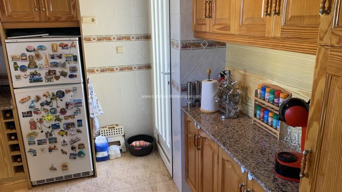 Image No.11-3 Bed Villa for sale