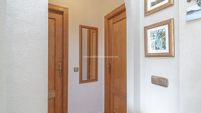 Image No.10-2 Bed Bungalow for sale