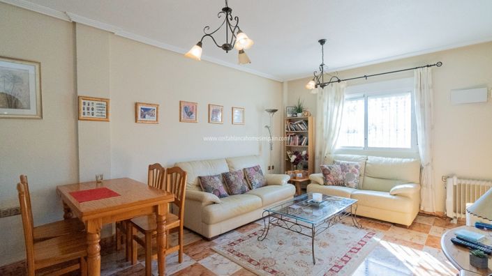 Image No.6-2 Bed Bungalow for sale