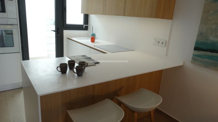 Image No.22-3 Bed Apartment for sale