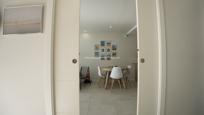 Image No.11-4 Bed Townhouse for sale