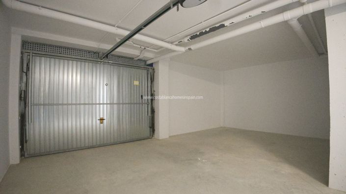 Image No.43-4 Bed Townhouse for sale