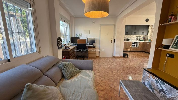 Image No.15-2 Bed Property for sale