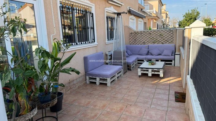 Image No.7-2 Bed Property for sale