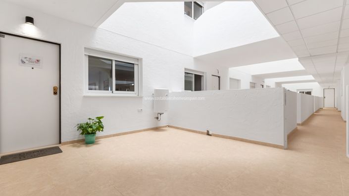 Image No.15-2 Bed Apartment for sale