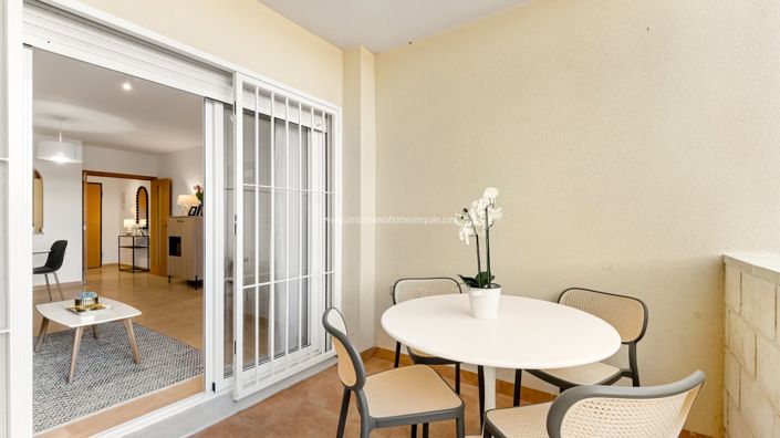 Image No.26-2 Bed Apartment for sale