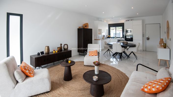 Image No.12-3 Bed Villa for sale