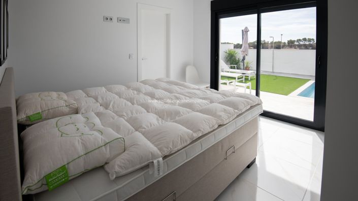 Image No.26-3 Bed Villa for sale