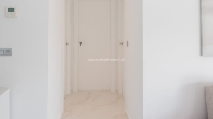 Image No.29-3 Bed Villa for sale