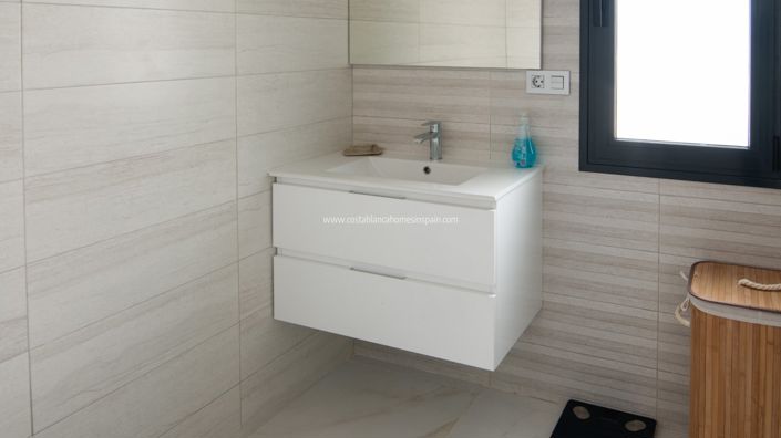 Image No.31-3 Bed Villa for sale