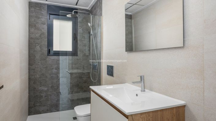 Image No.9-3 Bed Apartment for sale