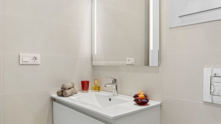 Image No.21-2 Bed Apartment for sale