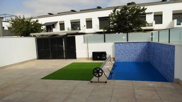 Image No.5-3 Bed Townhouse for sale