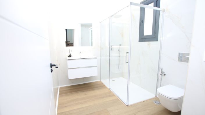 Image No.12-3 Bed Villa for sale