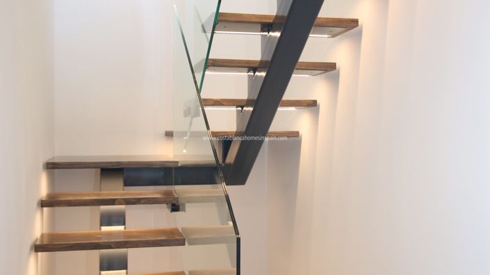 Image No.19-3 Bed Villa for sale