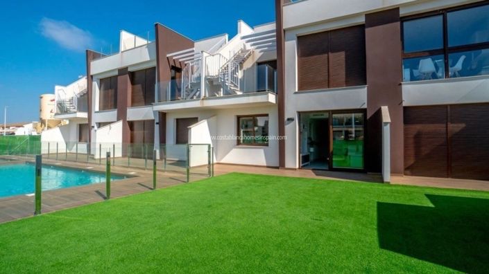 Image No.4-2 Bed Apartment for sale