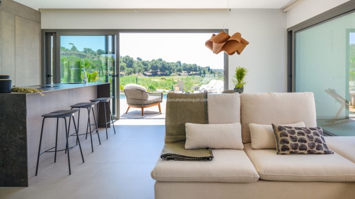 Image No.39-3 Bed Villa for sale