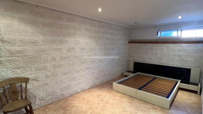 Image No.5-4 Bed Townhouse for sale