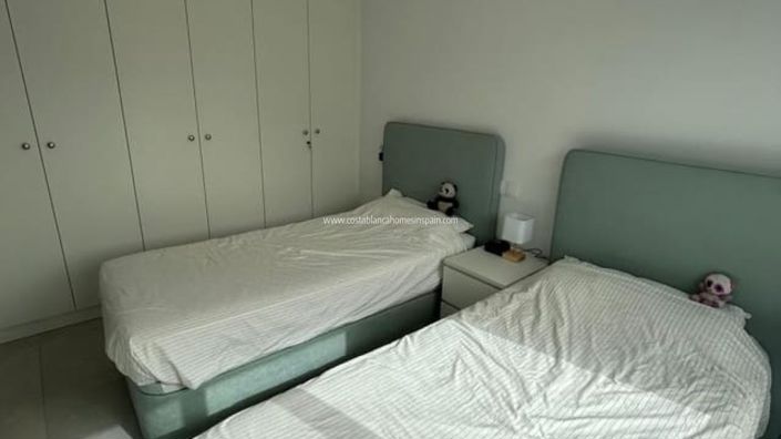 Image No.20-3 Bed Property for sale