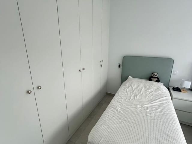 Image No.22-3 Bed Property for sale