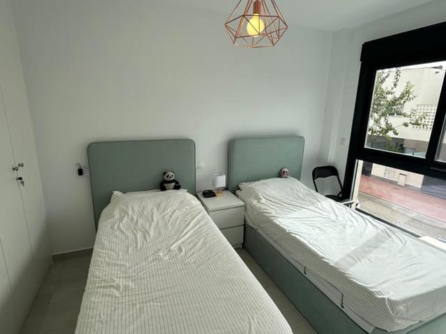 Image No.23-3 Bed Property for sale