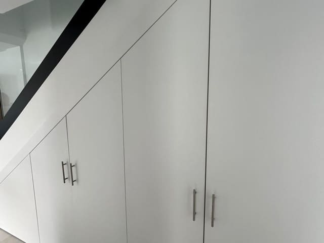 Image No.29-3 Bed Property for sale