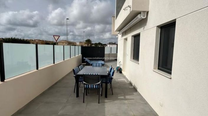 Image No.35-3 Bed Property for sale