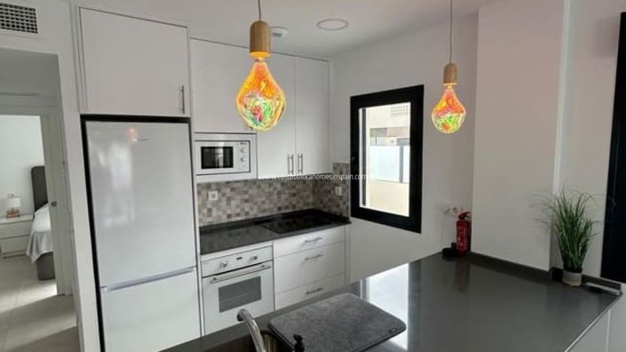 Image No.36-3 Bed Property for sale