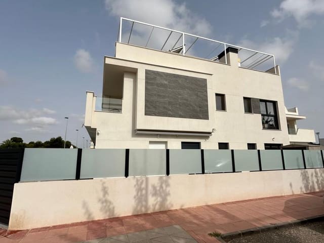 Image No.40-3 Bed Property for sale