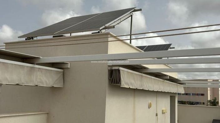 Image No.6-3 Bed Property for sale