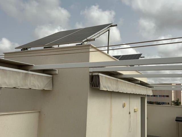 Image No.6-3 Bed Property for sale