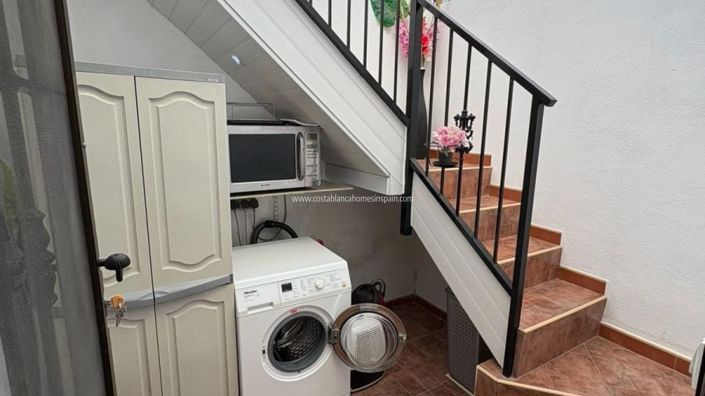 Image No.22-3 Bed Property for sale