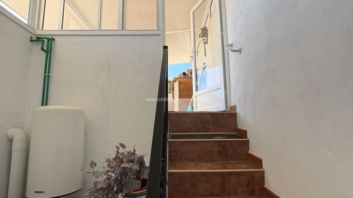 Image No.29-3 Bed Property for sale