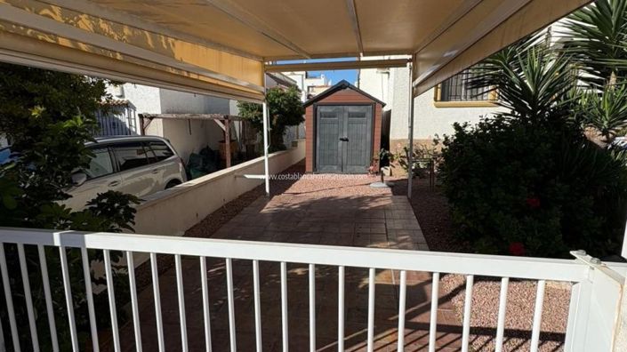 Image No.31-3 Bed Property for sale