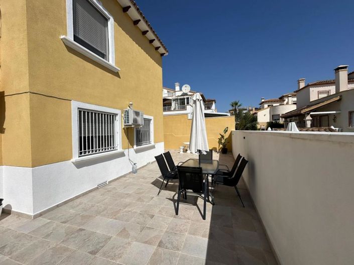 Image No.14-3 Bed Villa for sale