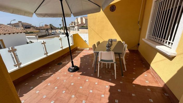 Image No.25-3 Bed Villa for sale