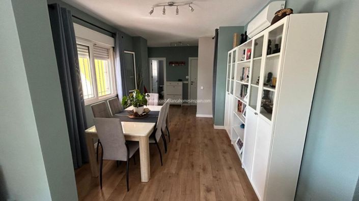 Image No.32-3 Bed Villa for sale