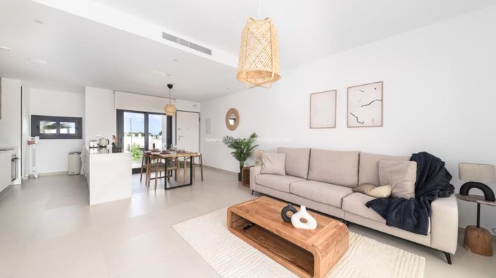 Image No.3-3 Bed Apartment for sale