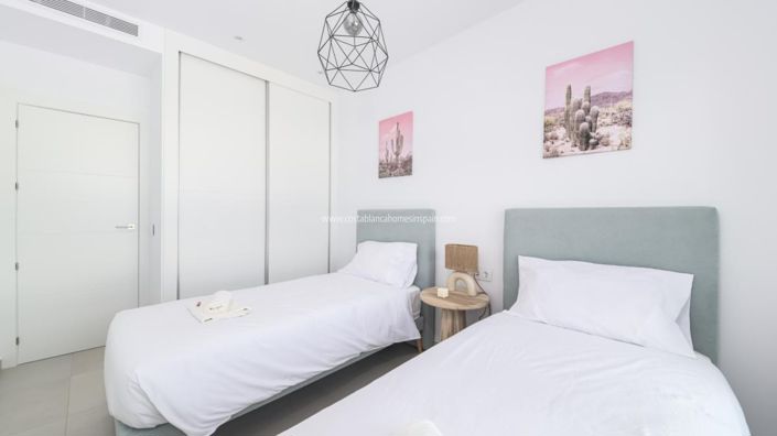 Image No.6-3 Bed Apartment for sale