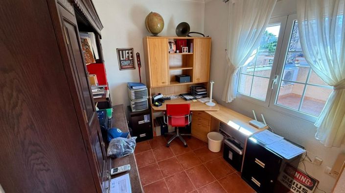 Image No.19-3 Bed Villa for sale