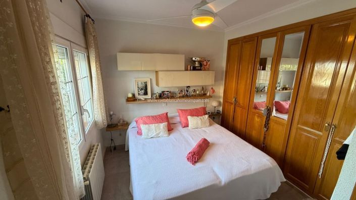 Image No.27-3 Bed Villa for sale