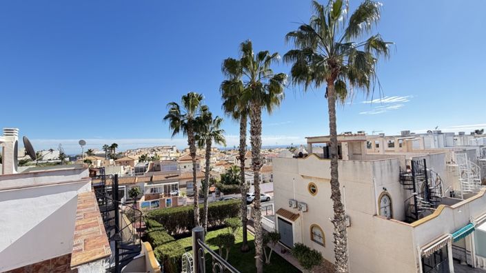 Image No.22-2 Bed Townhouse for sale